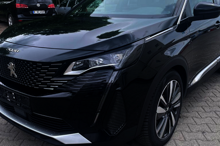 Peugeot 3008 145.700 km 17.450 &euro; Berlin 12057
