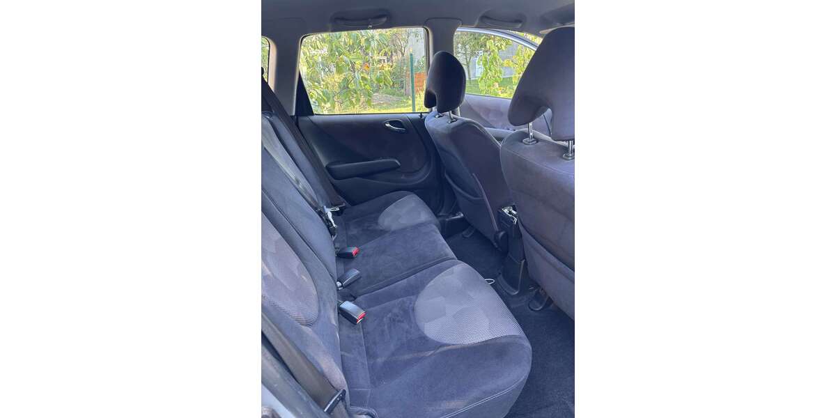 Honda Jazz 86.000 km 5.300 &euro; berlin 12621