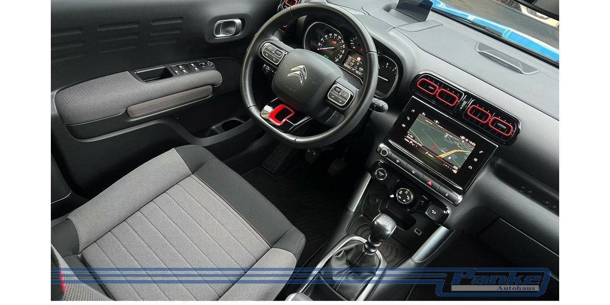 Citroen C3 Aircross 1.6 BlueHDi 120 Shine*HUD*Sound*NAV* 95.785 km 9.990 &euro; Berlin 13187