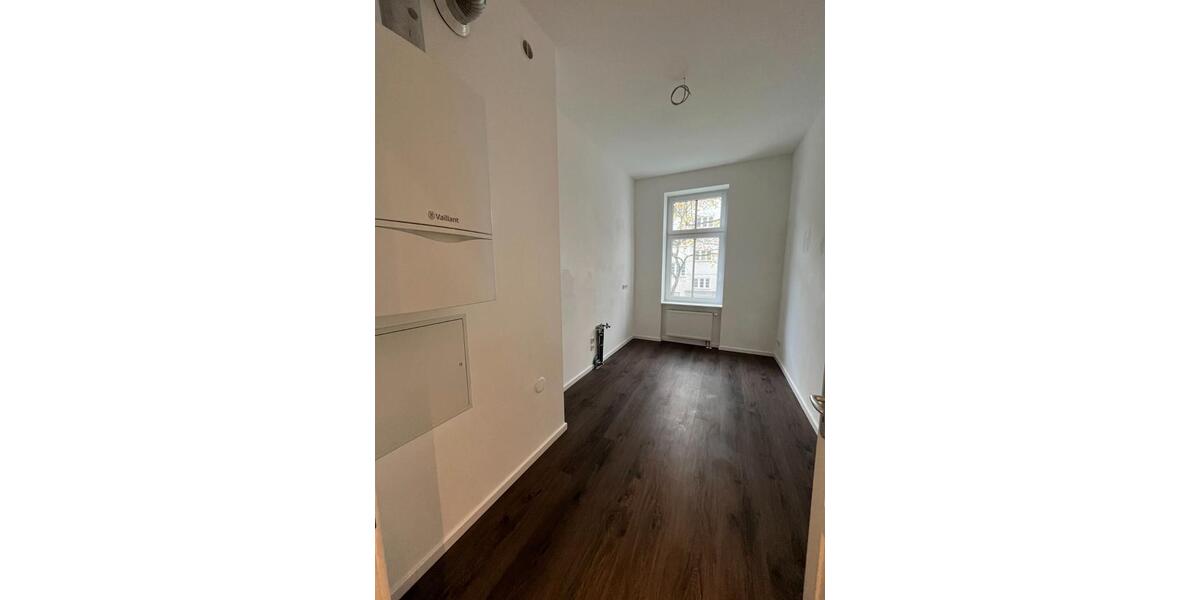 Etagenwohnung Berlin Lichtenberg - 2 Zimmer, 63 m&sup2;, 1.260&euro; | Angebot:26000136