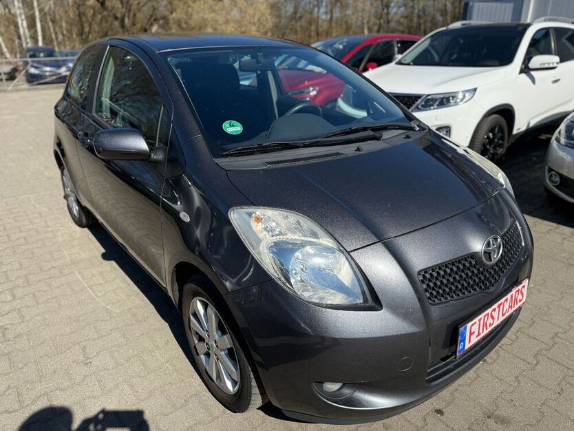Yaris