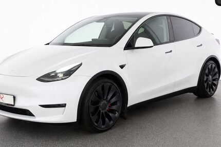 Tesla Model Y 19.277 km 39.780 &euro; Berlin 12103