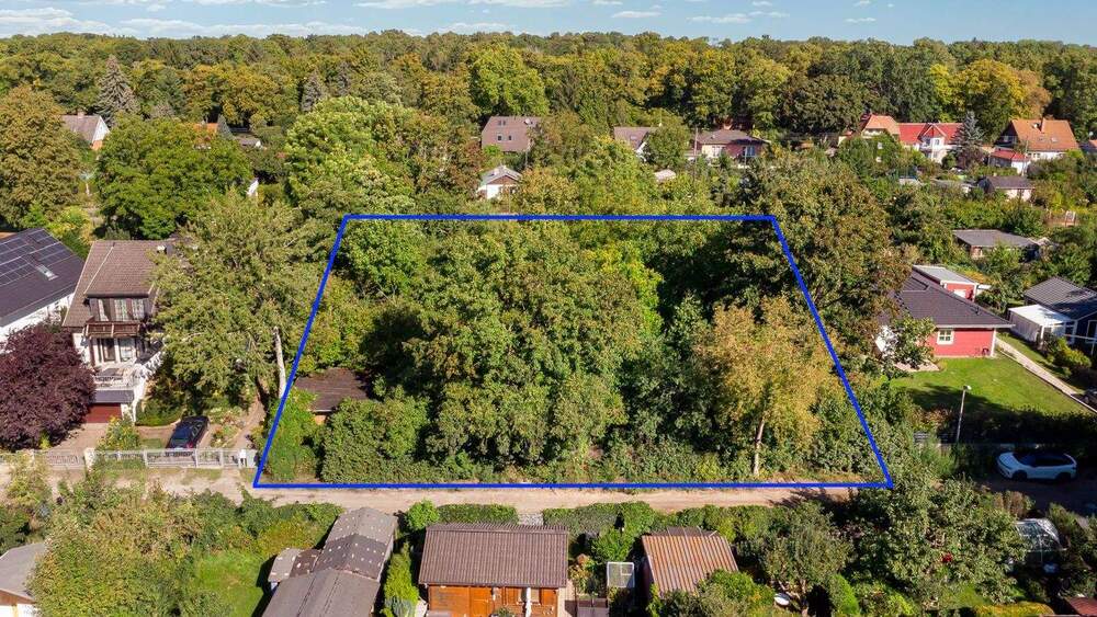 Parkähnliches Grundstück für die Bebauung mit zwei Einfamilien- oder Doppelhäusern in Rosenthal zimmer