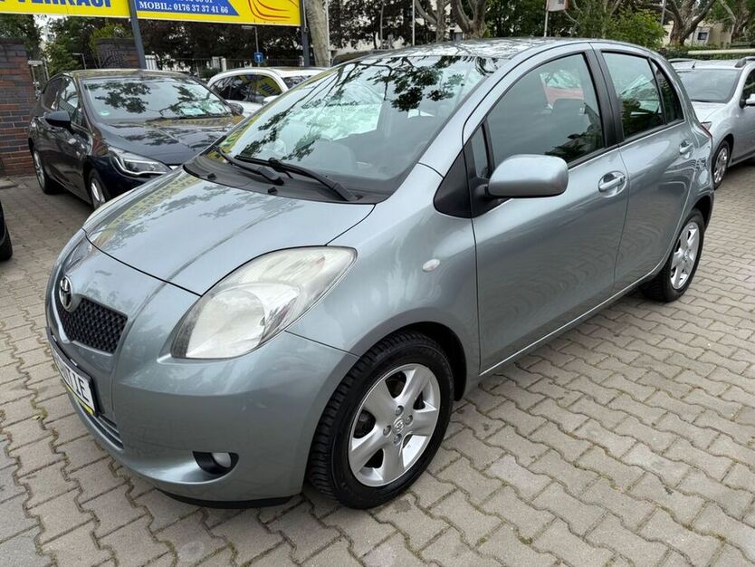 Yaris