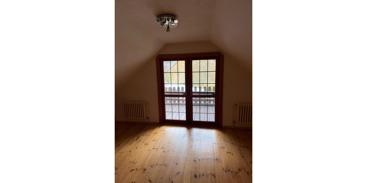 Einfamilienhaus Berlin Spandau - 2.5 Zimmer, 55 m&sup2;, 1.200&euro; | Angebot:26448212