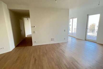 Wohnung Berlin Spandau - 2 Zimmer, 65 m&sup2;, 980&euro; | Angebot:24992592