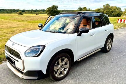 Mini Cooper E Countryman 12.000 km 39.999 € Berlin 13469