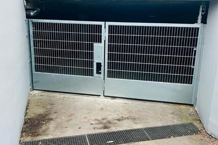 Garagen / Stellplätze Berlin Spandau - 100&euro; | Angebot:26235311