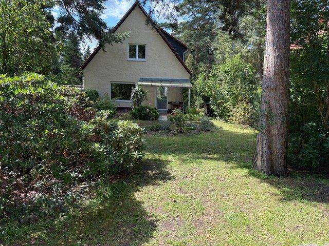 Einfamilienhaus Kleinmachnow - 4.5 Zimmer, 100 m&sup2;, 1.950&euro; | Angebot:25947876