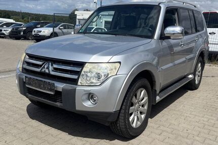 Mitsubishi Pajero 299.000 km 6.999 &euro; Wildau 15745