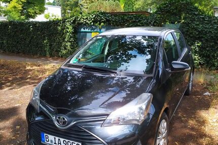 Toyota Yaris 70.000 km 8.500 &euro; Berlin 13587