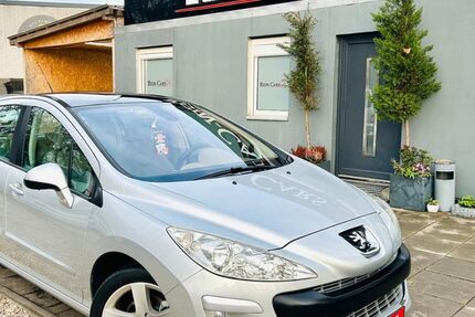 Peugeot 308 149.898 km 3.790 € Berlin 13088