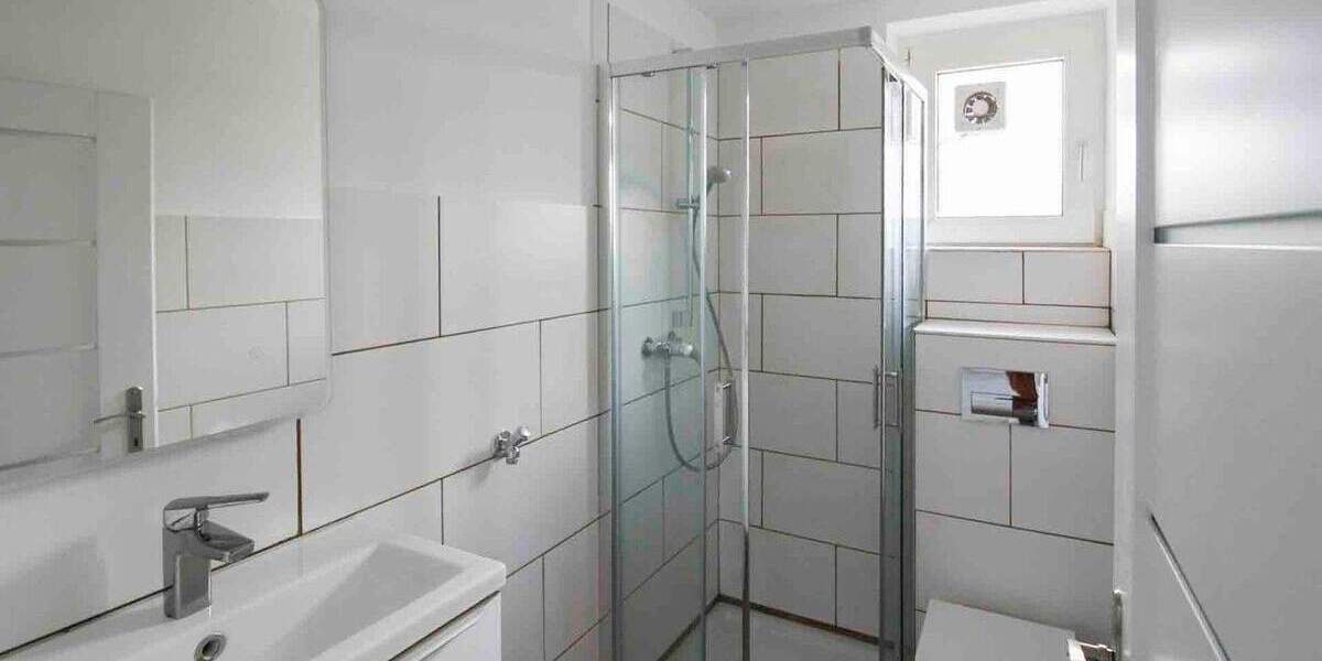 Etagenwohnung Berlin Borsigwalde - 2 Zimmer, 45 m&sup2;, 198.000&euro; | Angebot:24737448