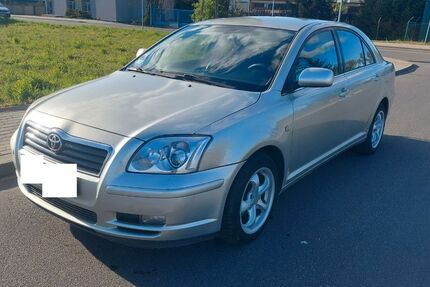 Toyota Avensis 130.500 km 2.250 &euro; berlin 13403