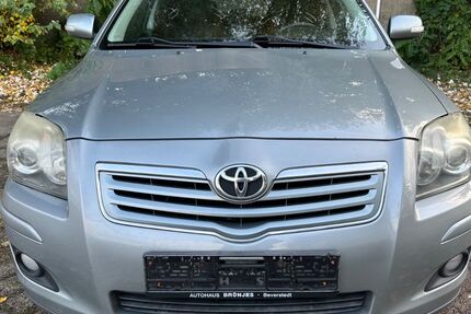 Toyota Avensis 300.000 km 1.950 &euro; Berlin 13053