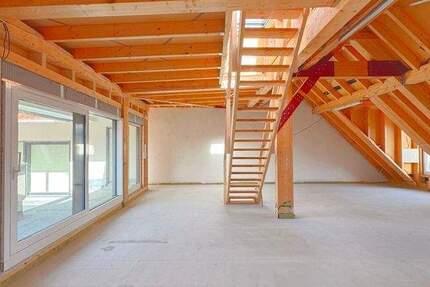 Moderne Wohnlandschaften in saniertem Altbau mit Ontop-Terrasse 3 zimmer