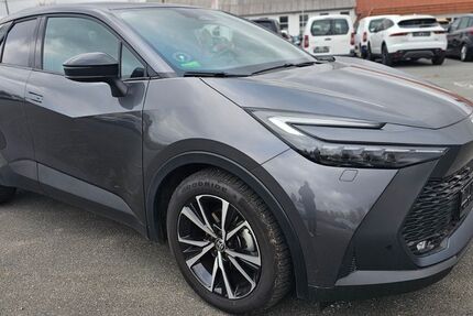 Toyota C-HR 20.550 km 33.190 € Schönefeld OT Großziethen 12529
