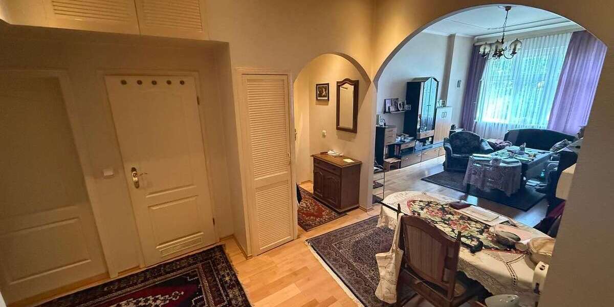 Etagenwohnung Berlin Tempelhof-Schöneberg - 4 Zimmer, 99 m&sup2;, 1.249&euro; | Angebot:27087582