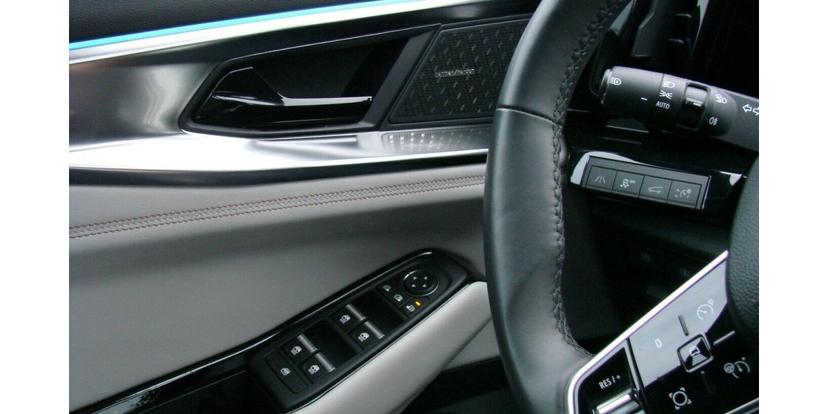 Renault Espace Iconic 6 eTech Hybr 4Contr H&K Matirix Pano 29.698 km 29.980 &euro; Falkensee 14612