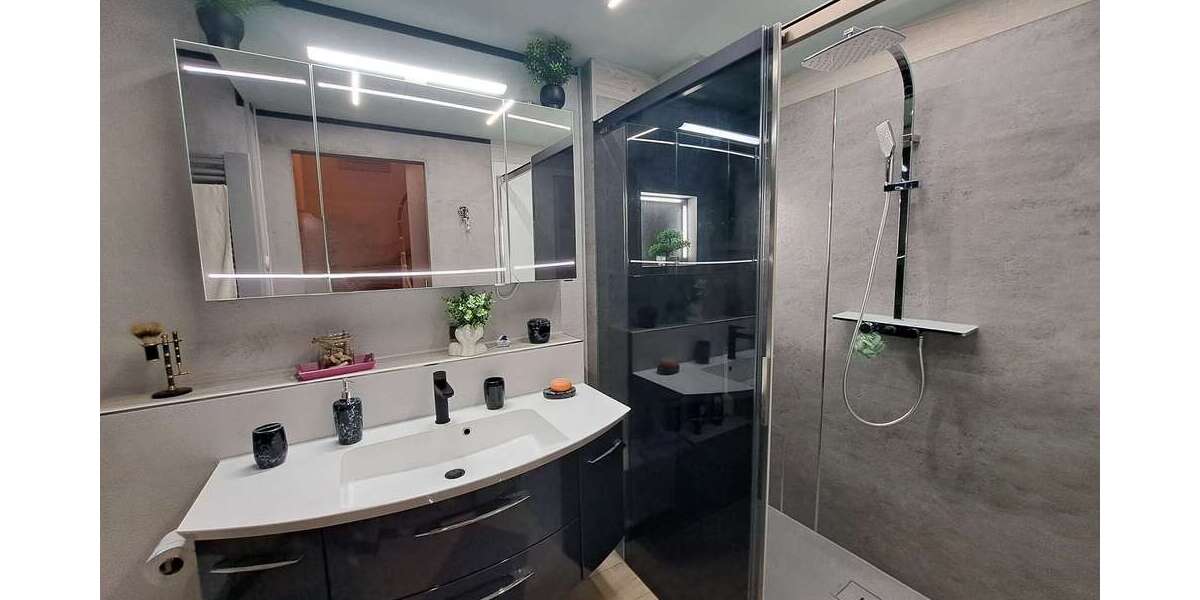 Gepflegtes Reihenmittelhaus in bevorzugter Stadtrandlage in Karow... - Reihenmittelhaus Berlin Pankow | Angebot:24780271