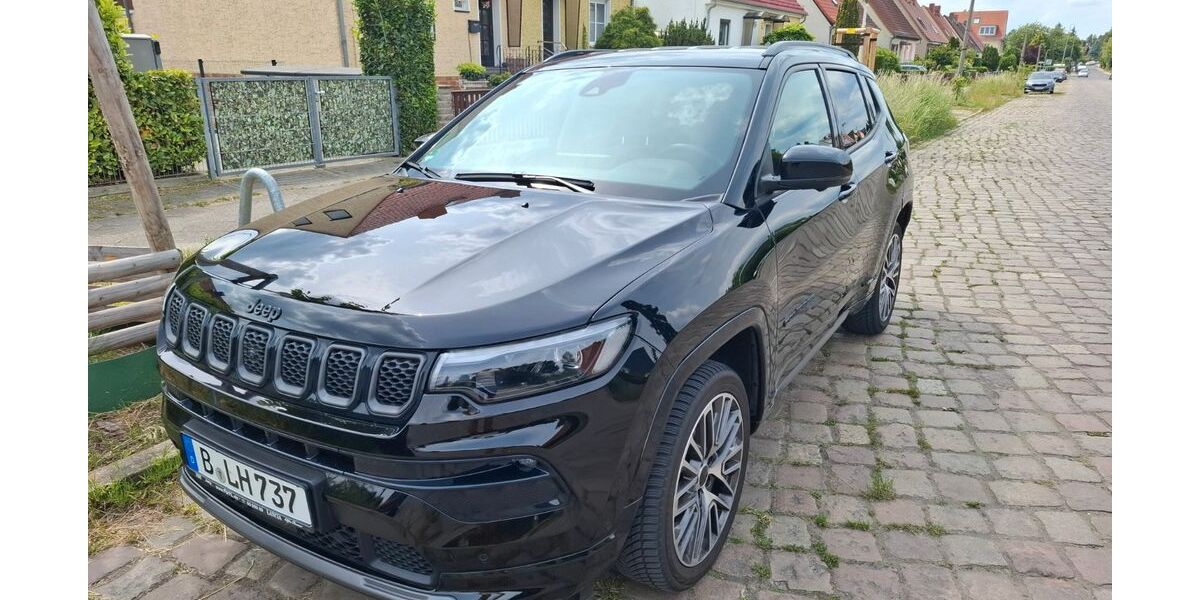 Jeep Compass 19.800 km 27.500 &euro; Berlin 12524