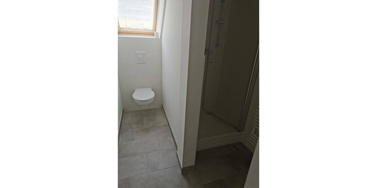 Etagenwohnung Berlin Altglienicke - 4 Zimmer, 111 m&sup2;, 1.400&euro; | Angebot:25927499