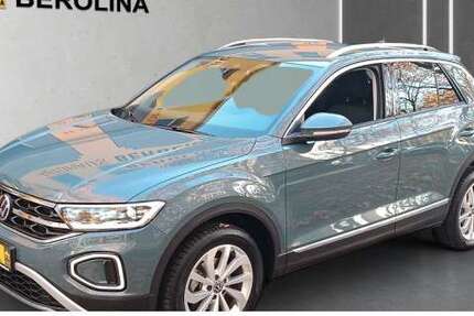 VW T-Roc 3.979 km 27.888 &euro; Berlin 10709