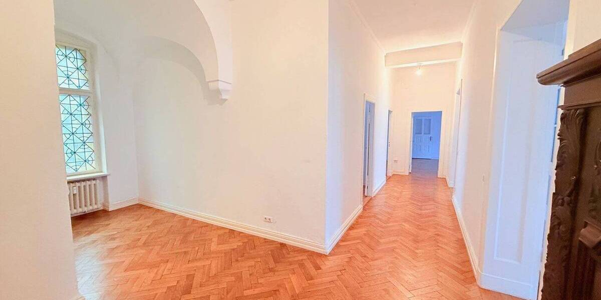 Etagenwohnung Berlin Charlottenburg - 6 Zimmer, 209 m&sup2;, 2.715&euro; | Angebot:25739907
