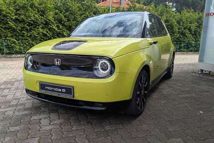 Honda e