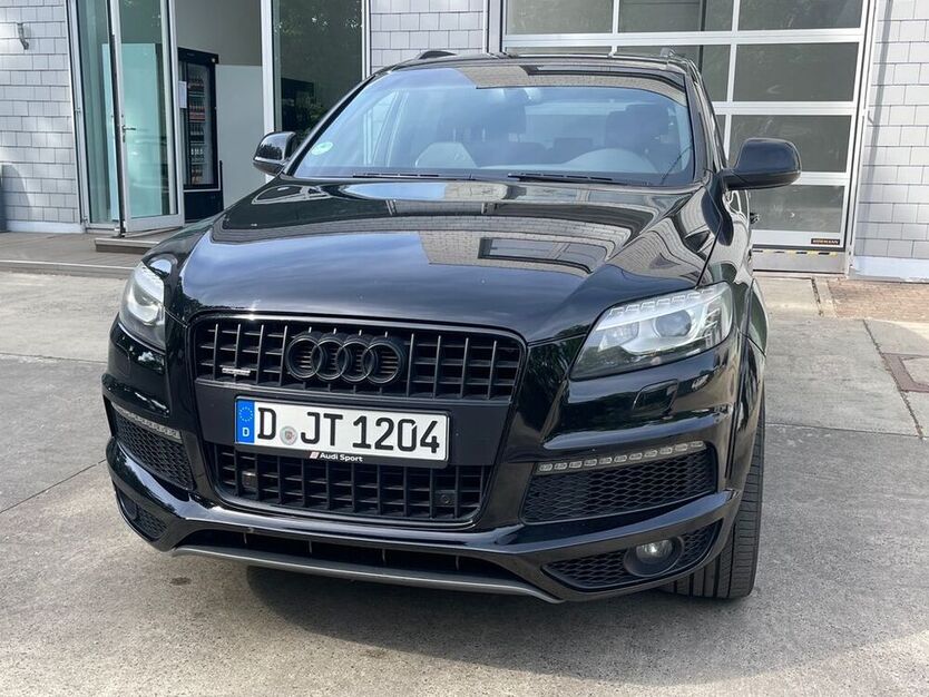 Q7