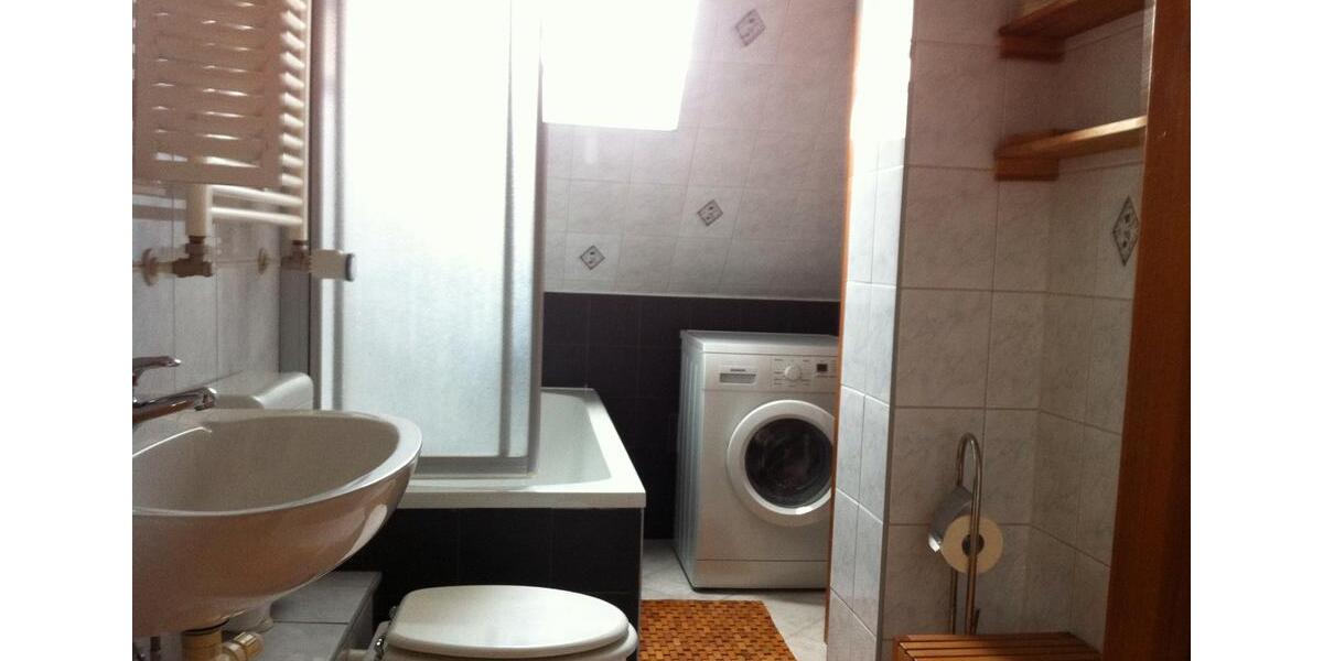 Dachgeschoßwohnung Berlin Reinickendorf - 2 Zimmer, 70 m&sup2;, 1.190&euro; | Angebot:24649774