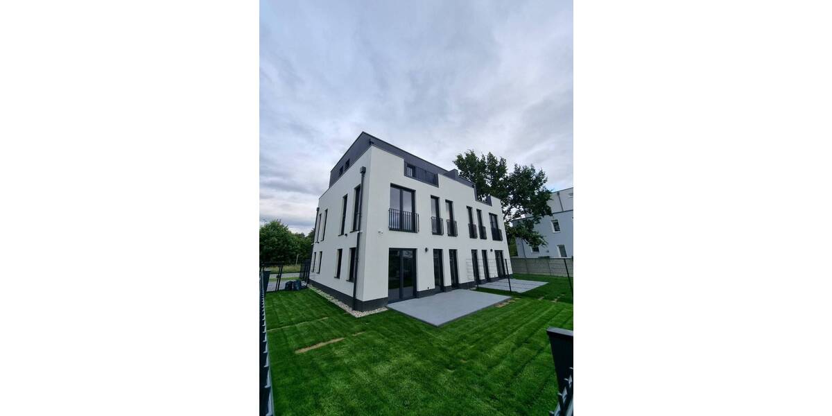 Doppelhaushälfte Berlin Altglienicke - 5 Zimmer, 160 m&sup2;, 2.900&euro; | Angebot:26247801