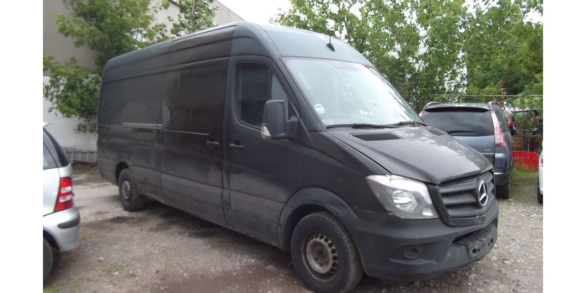 Mercedes-Benz Sprinter 319.000 km 5.899 &euro; Berlin 12277