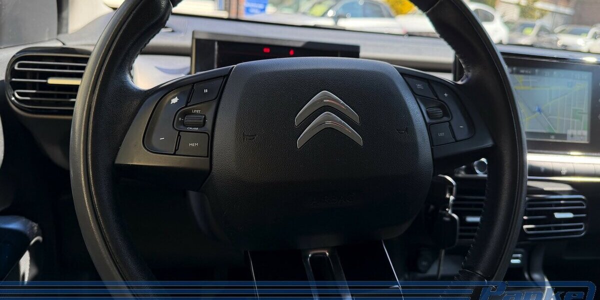 Citroen C4 Cactus Business 1.2*SHZ*NAV*USB*Kamera*LED* 105.469 km 6.990 &euro; Berlin 13187