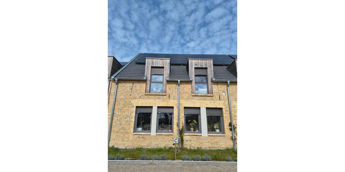 Reihenhaus Velten - 4.5 Zimmer, 139 m&sup2;, 1.800&euro; | Angebot:26062300