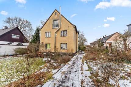 Haus Berlin Neukölln - 9 Zimmer, 240 m&sup2;, 750.000&euro; | Angebot:24974900