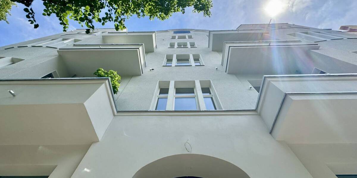 Etagenwohnung Berlin Charlottenburg - 2 Zimmer, 78 m&sup2;, 990.000&euro; | Angebot:26020183