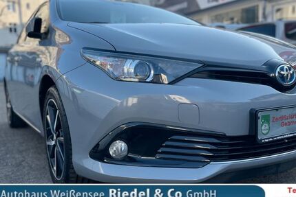 Toyota Auris 75.342 km 16.590 &euro; Berlin 13088