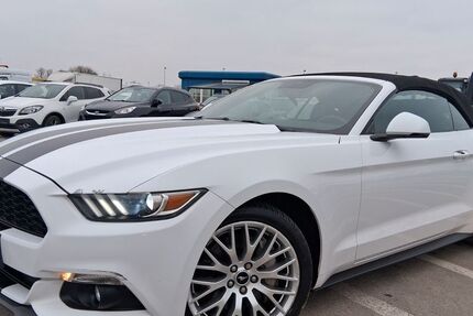 Ford Mustang 110.000 km 15.900 &euro; Mittenwalde 15749