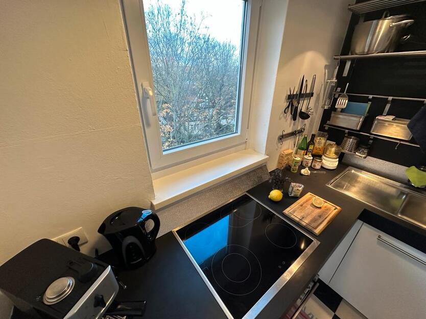 KANALBLICK 37m2 letzte Etage mit Balkon zimmer