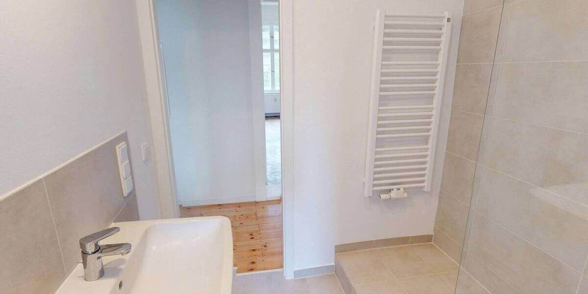 Etagenwohnung Berlin Friedrichshain - 3 Zimmer, 91 m&sup2;, 1.933&euro; | Angebot:26672432