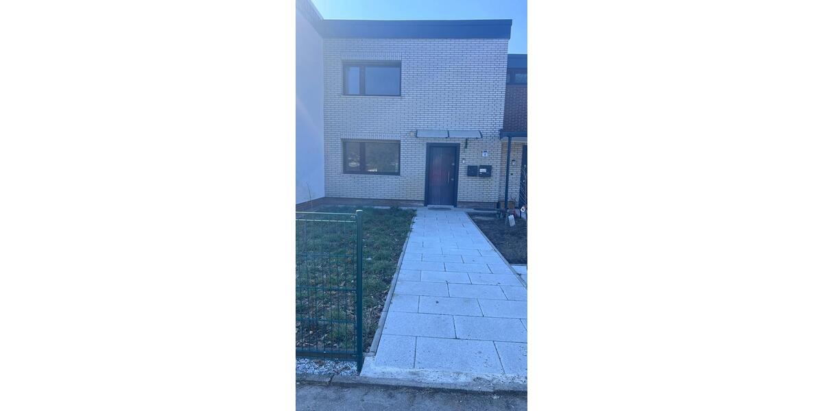 Doppelhaushälfte Berlin Neukölln - 4 Zimmer, 92 m&sup2;, 2.500&euro; | Angebot:26021399
