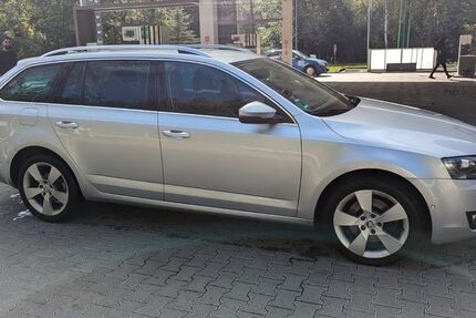 Skoda Octavia 151.796 km 9.500 &euro; Zeuthen 15738