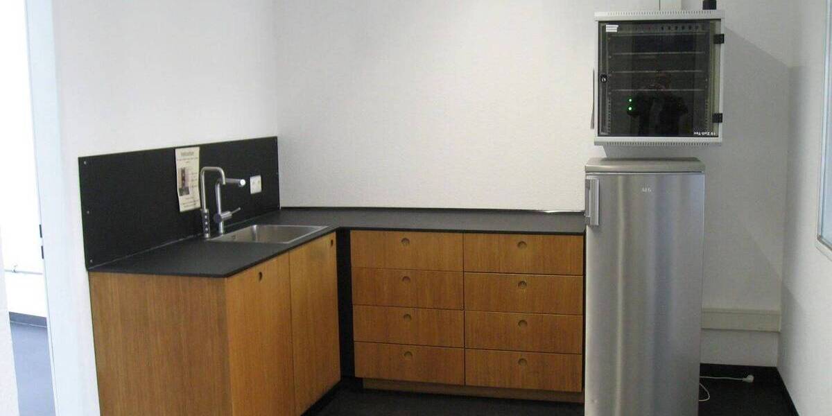 Gewerbeobjekt Berlin Prenzlauer Berg - 4 Zimmer, 202 m&sup2;, 4.040&euro; | Angebot:26554414