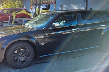 Chrysler 300C 301.110 km 3.399 € WERNEUCHEN 16356