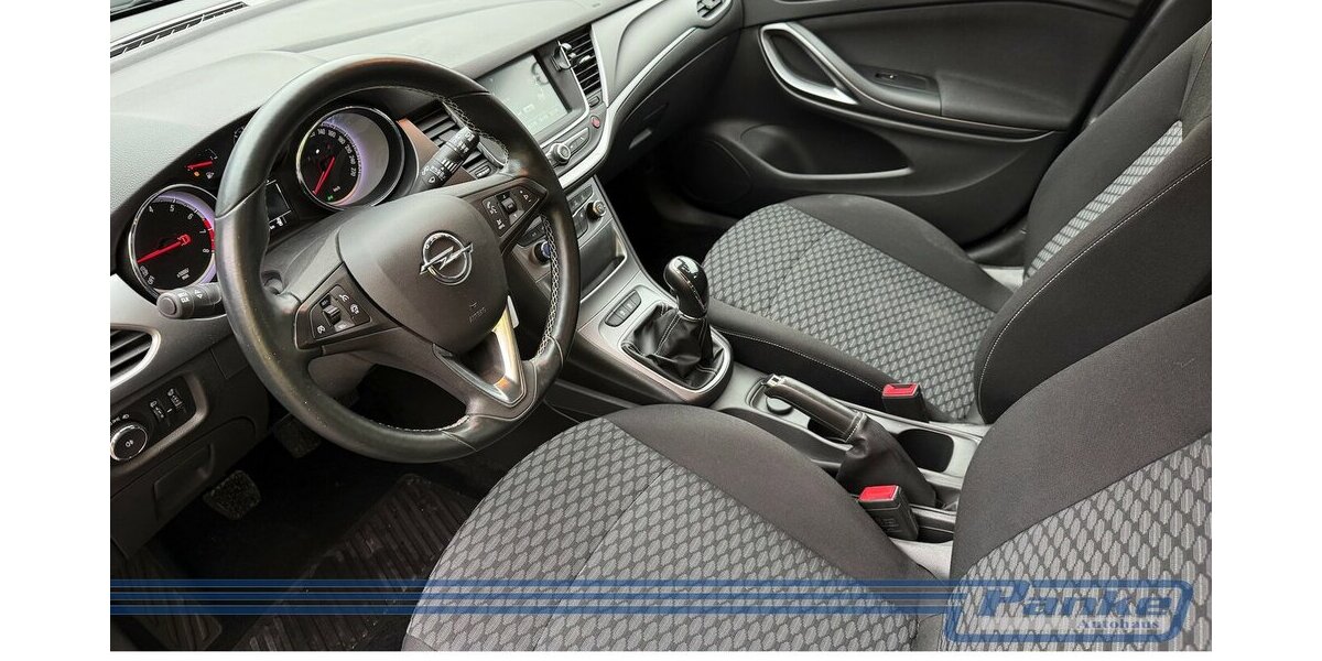 Opel Astra Selection*Tempo*SHZ*Ambiete*SR+WR* 36.084 km 8.890 &euro; Berlin 13187