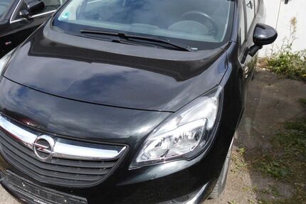 Opel Meriva 125.700 km 5.850 &euro; Schönefeld 12529