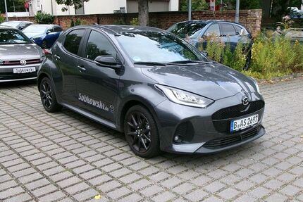 Mazda 2 Hybrid 2.043 km 31.140 &euro; Berlin 13407