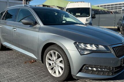 Skoda Superb 59.000 km 20.990 &euro; Berlin 12307