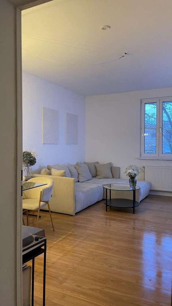 Wohnung zum Mieten in Berlin 450 € 63 m²